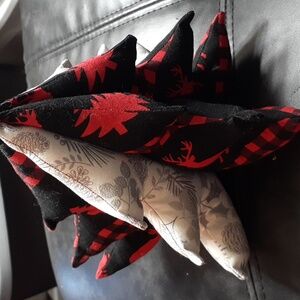 Stuffed 8"x9" Christmas Tree